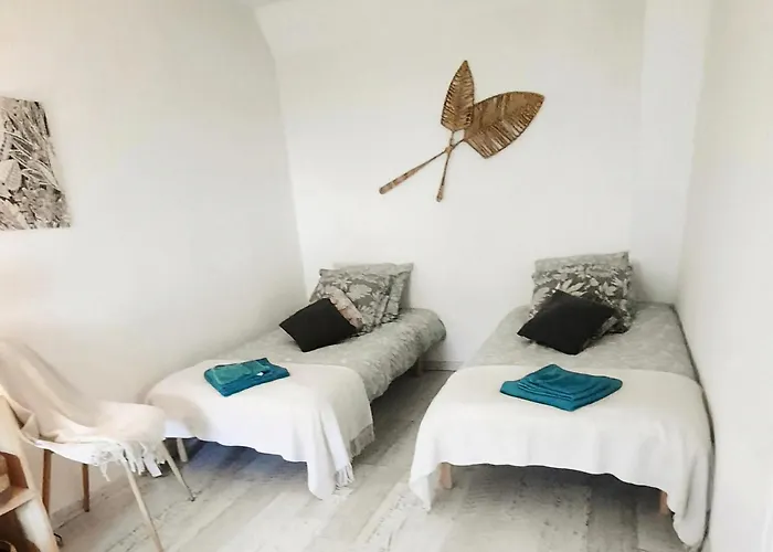 Dom wakacyjny Le De La Menuiserie *